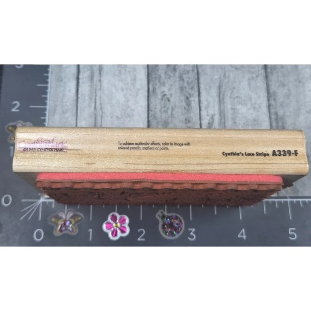Rubber Stampede Cynthia's Lace Strip A339F Rubber Stamp Wood #Q42